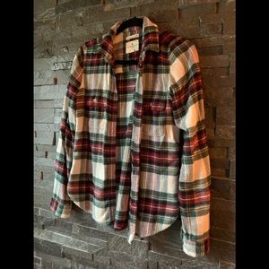 Super soft and cute AE plaid- Like New Condition